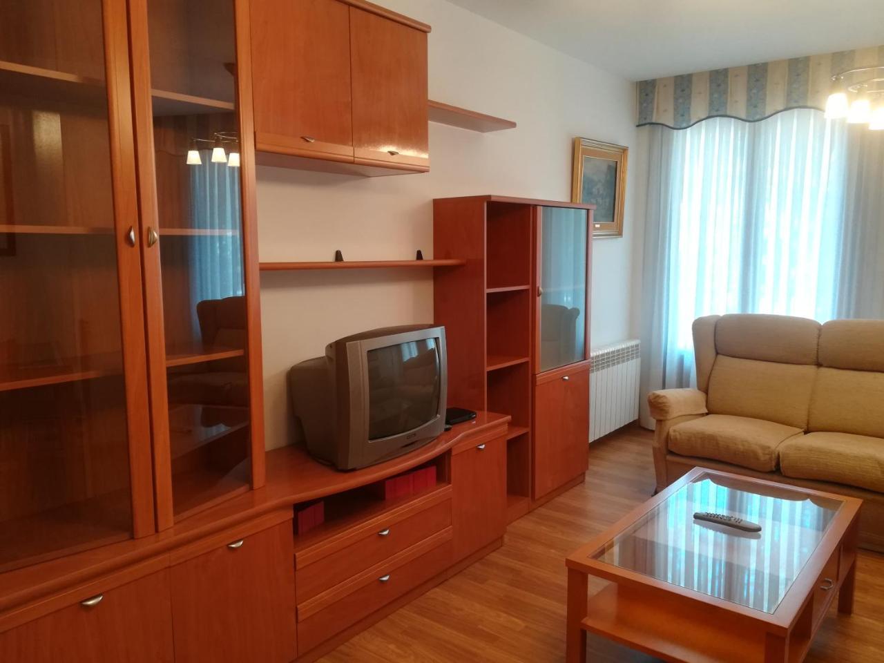 Apartamento "Paseo Del Sauco" Ezcaray Exteriér fotografie